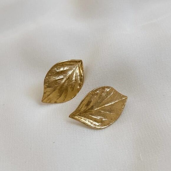 BOGO FREE GOLD LEAF POST EARRINGS - Picture 1 of 6